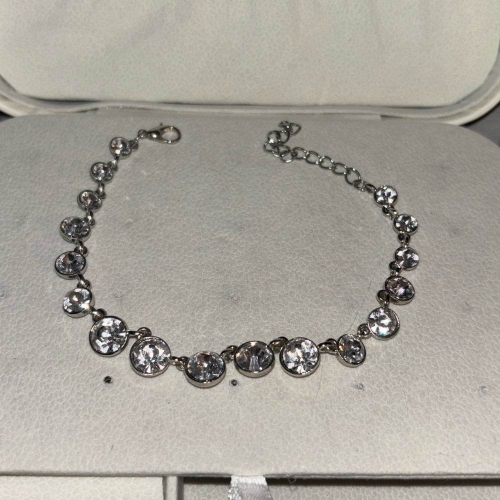8" Elegant Silver Crystal Bracelet